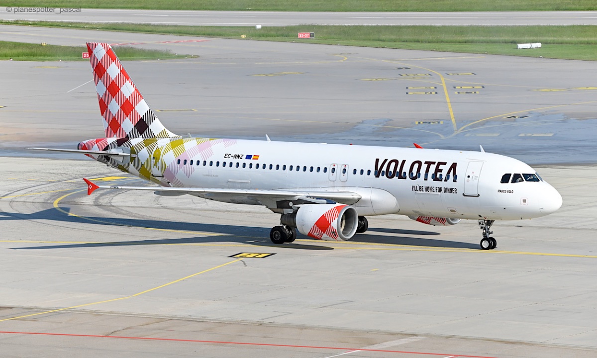 Volotea / EC-NNZ / A320-214