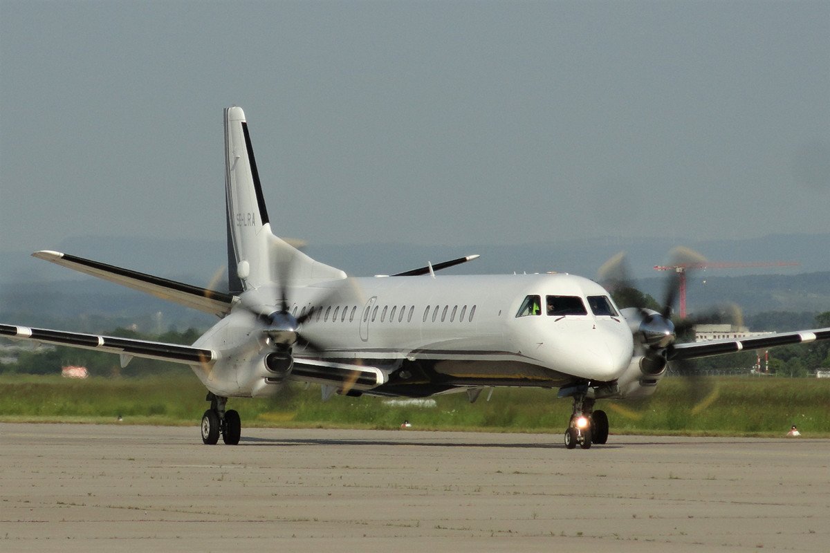 SE-LRA     Saab 2000     Swedish Aircraft Holdings