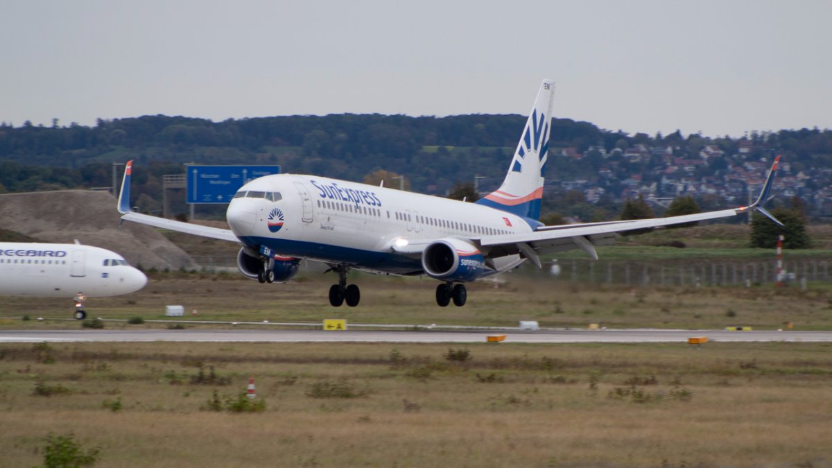 TC-SEM B737-8 Sunexpress