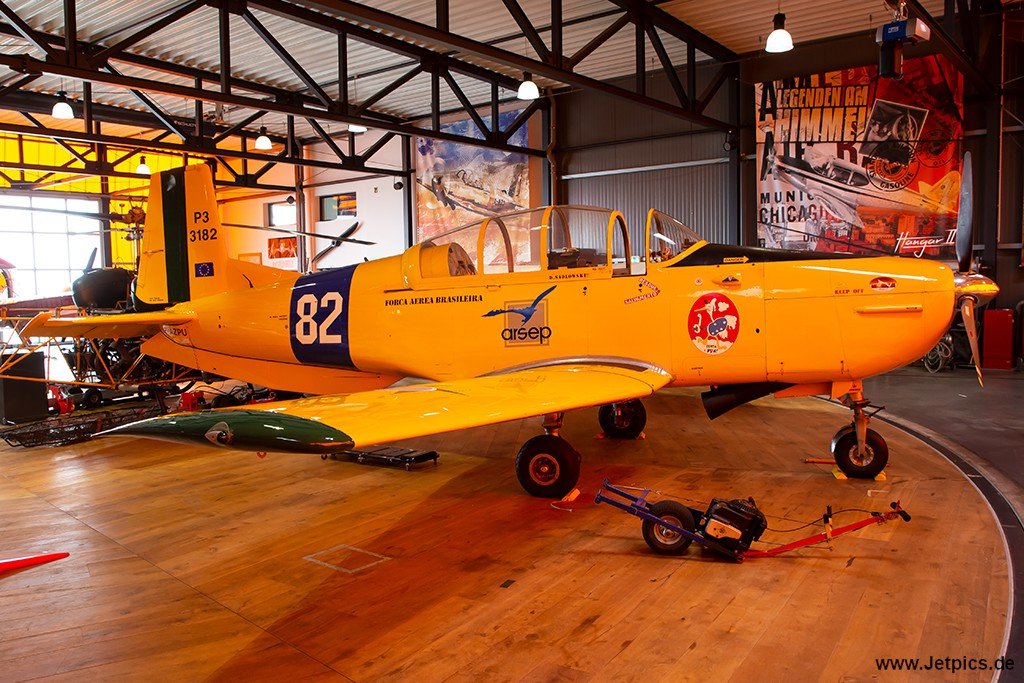 F-AZPU081023.jpg