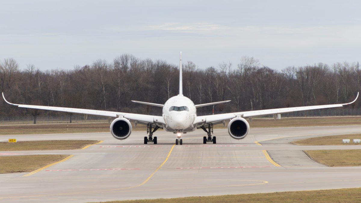 Lufthansa D-AIXE A350-941