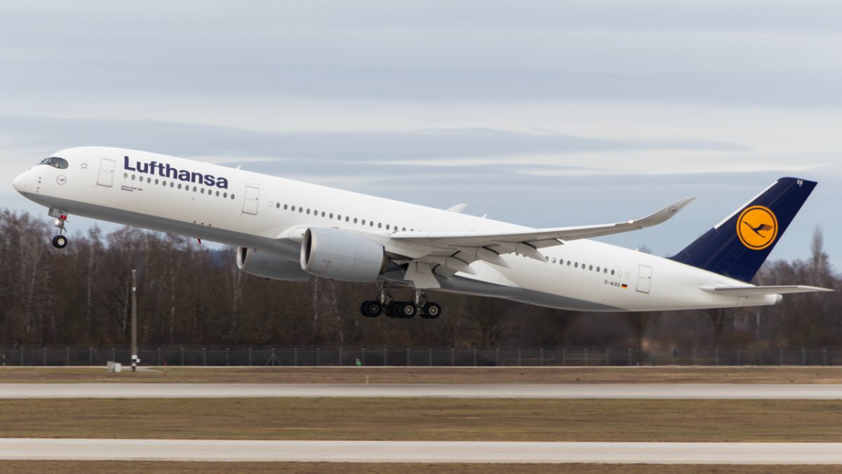 Lufthansa D-AIXG A350-941