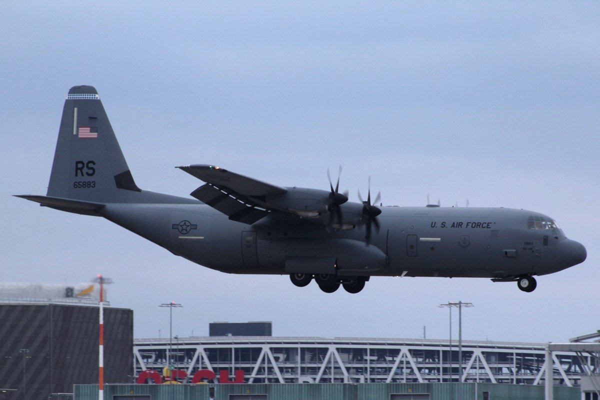 16-5883/RS        C-130J-30       USAFE