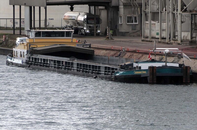 CREDENDO VIDES 3 (06001814).jpg (404.35 KiB) 47658 mal betrachtet CREDENDO VIDES 3 (06001814).jpg