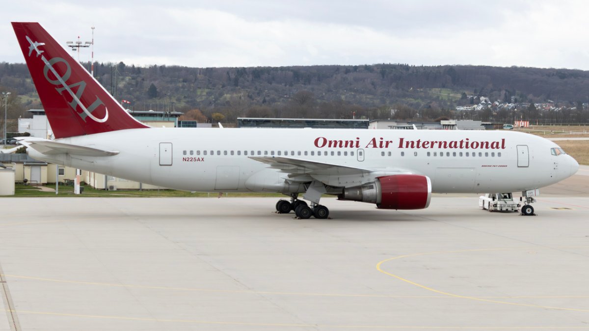 Omni Air International B767-224ER N225AX