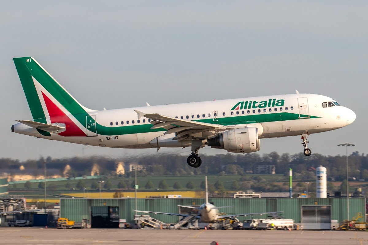 11.4.2024_ITAAirways_EI-IMT_A319_2.jpg