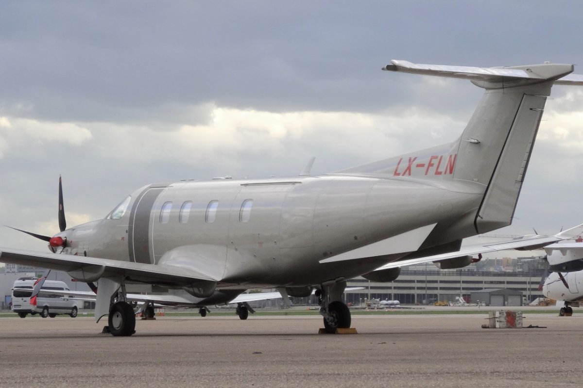 LX-FLN         Pilatus PC-12 NGX         Jetfly