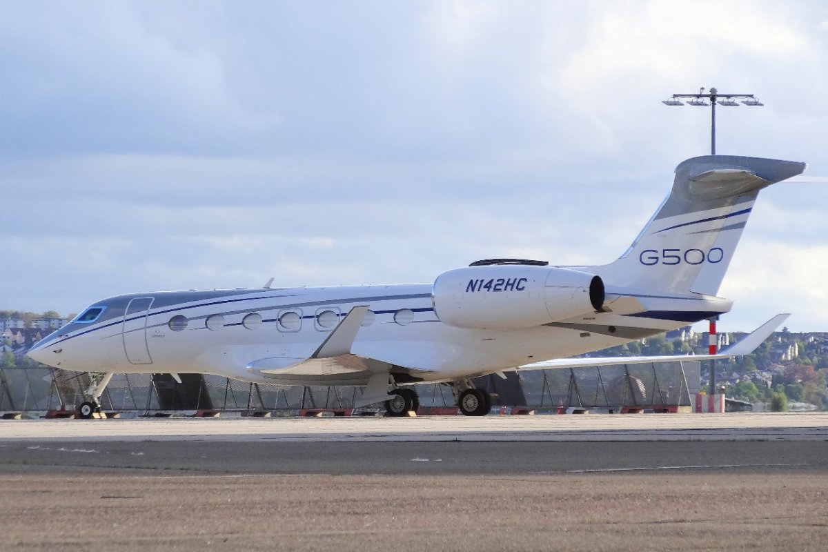 N142HC    Gulfstream GVII-G500    Delta Jet