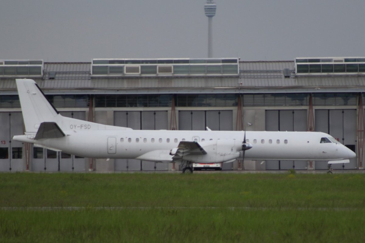 OY-FSD        Saab 2000       Frost Air