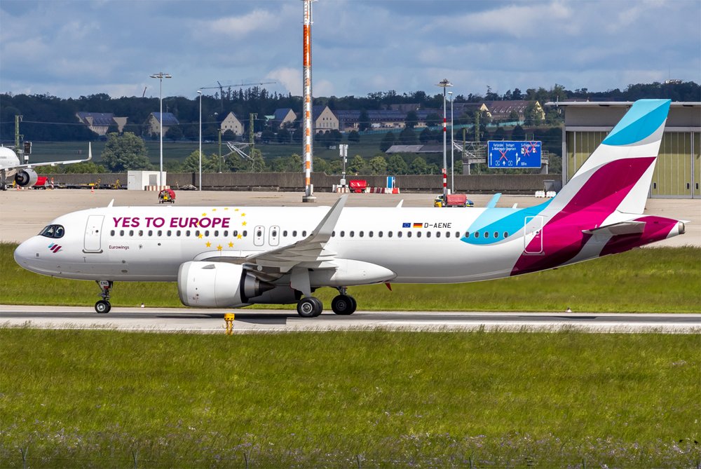 Eurowings / D-AENE / Airbus A320-251N