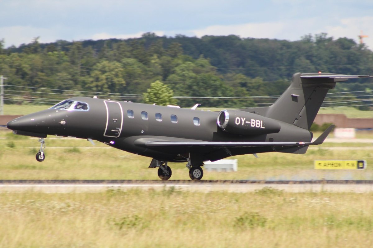 OY-BBL        Embraer EMB-505 Phenom 300      Blackbird Air