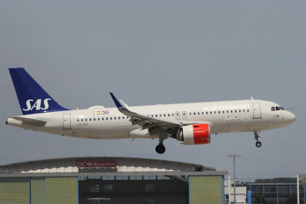 LN-RGL       A320-251N         SAS