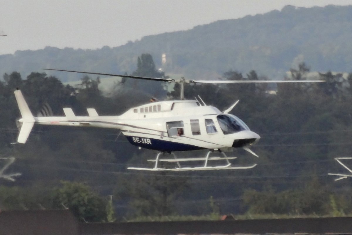 SE-JXR        Bell 206L-1 LongRanger II