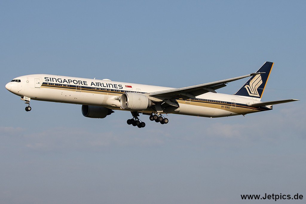 9V-SWG300724.jpg