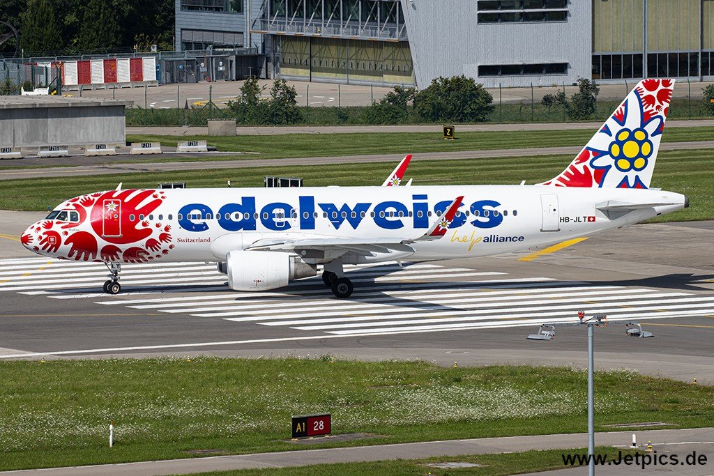 HB-JLT300724.jpg