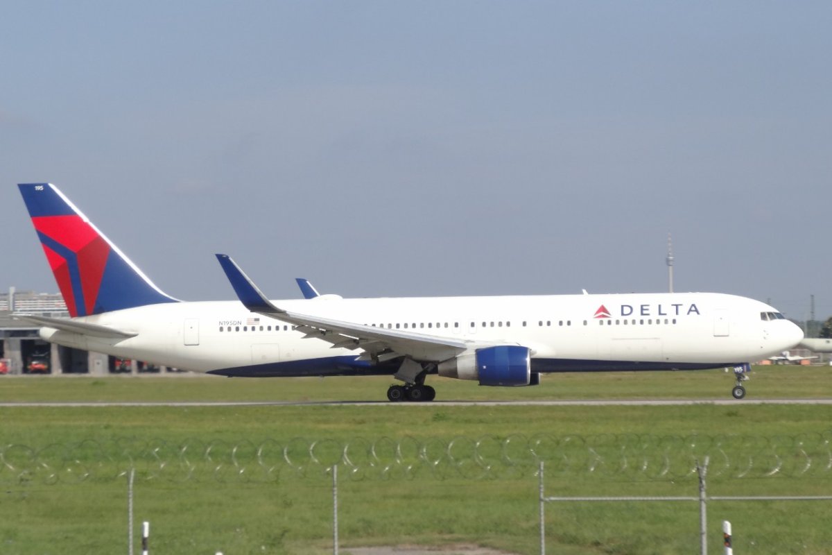 N195DN    767-332(ER)      Delta Airlines