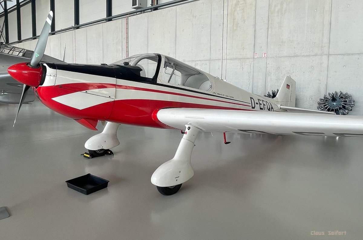 D-EFQA.jpg