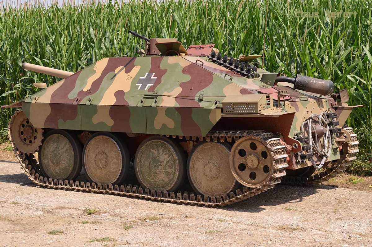 Jagdpanzer 38t.1.jpg