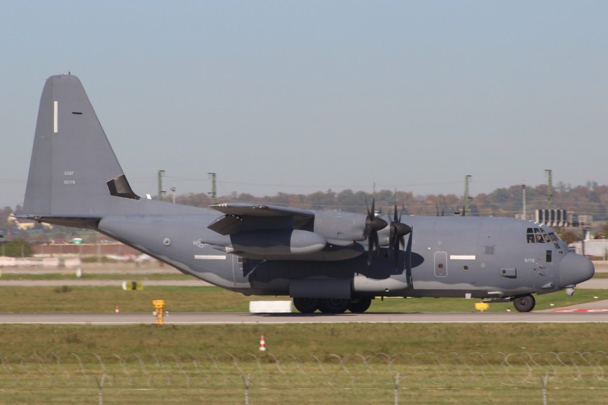 13-5776            MC-130J             USAF