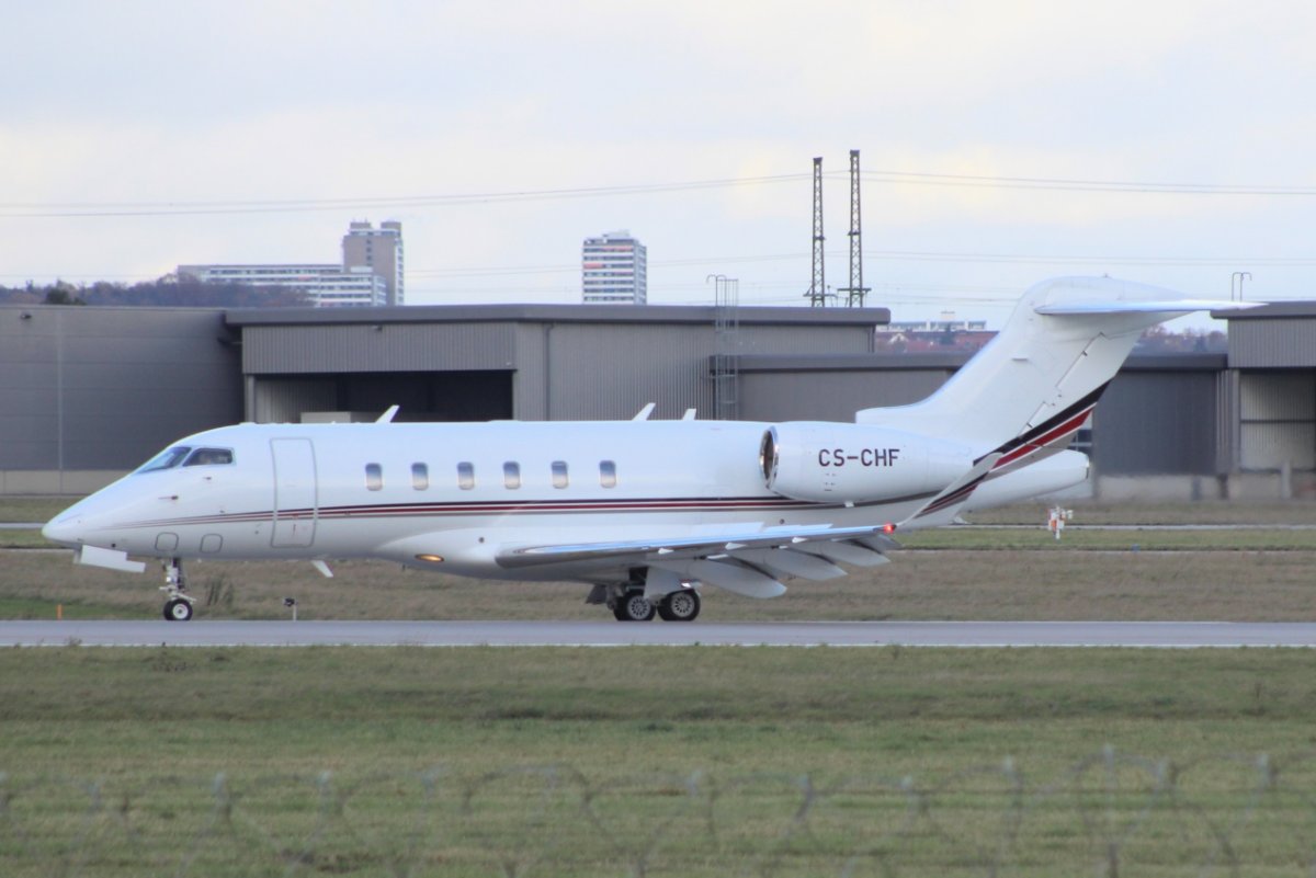 CS-CHF        Bombardier Challenger 350      NetJets Europe