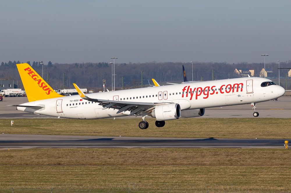 Pegasus Airlines / TC-RDO / Airbus A321-251NX