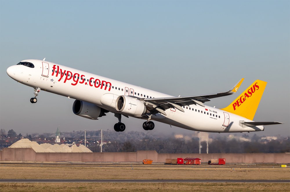 Pegasus Airlines / TC-RDB / Airbus A321-251NX