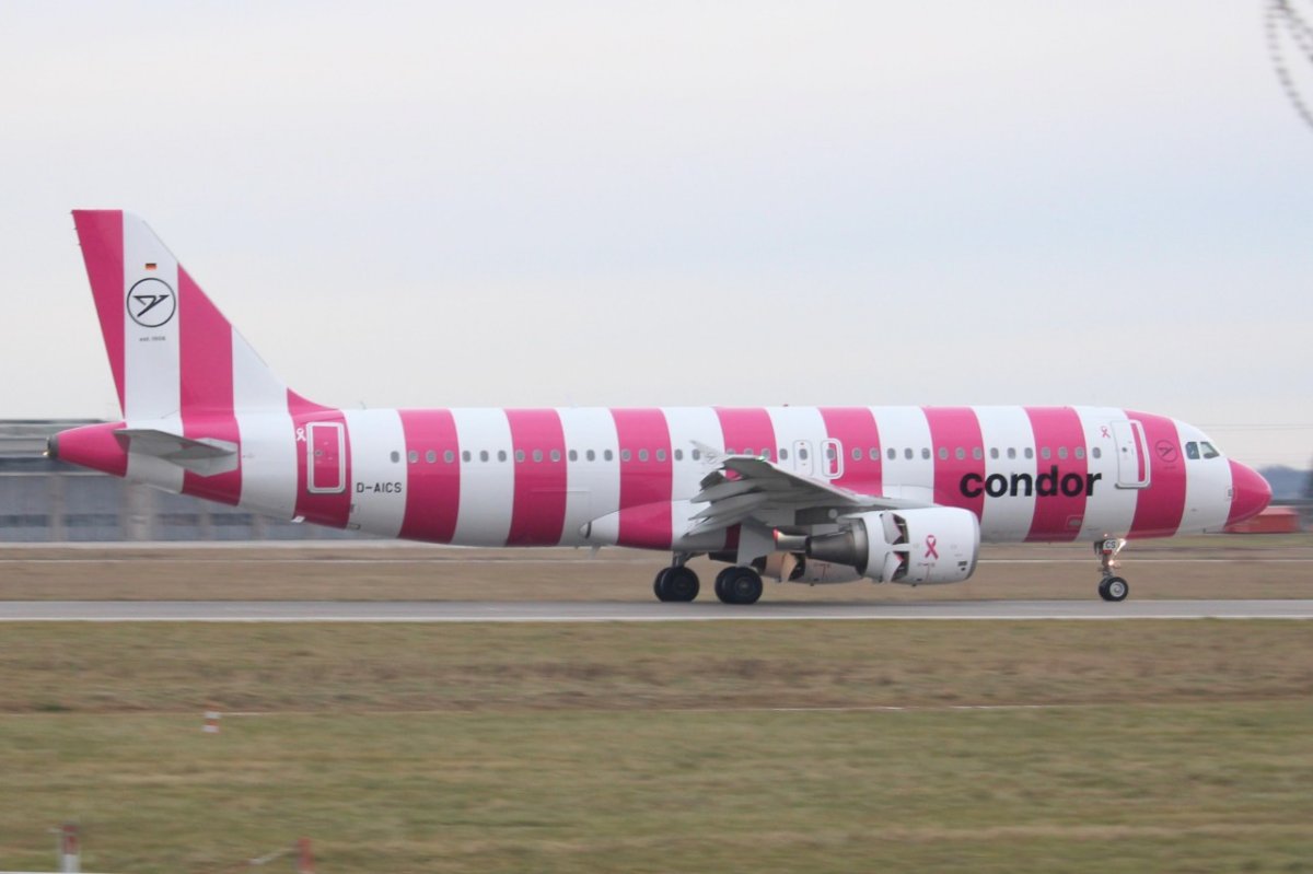 D-AICS A320-214 Condor