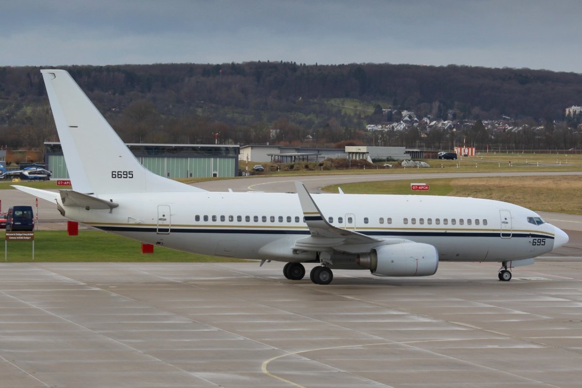 166695            C-40A           United States Navy