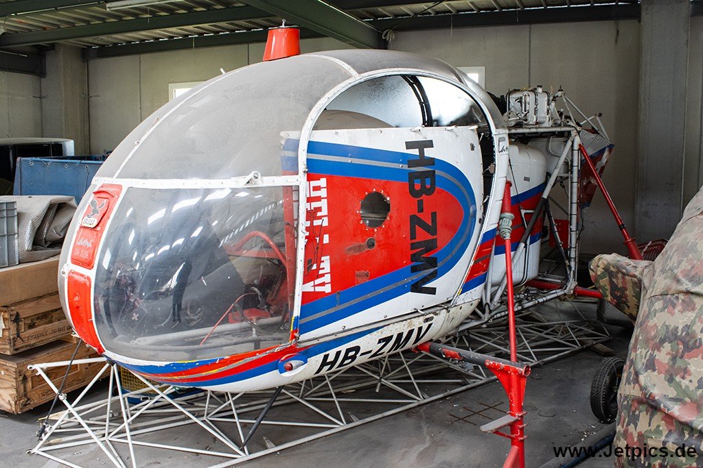 HB-ZMV020125.jpg