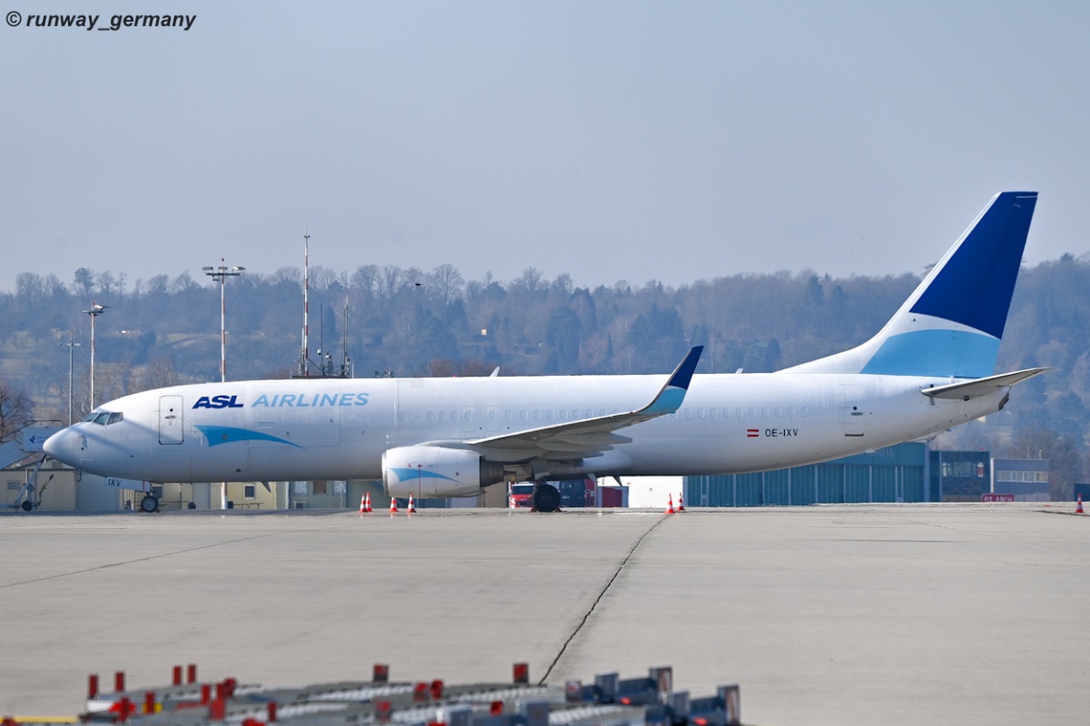 OE-IXV / ASL Airlines / Boeing 737-86N(BCF)