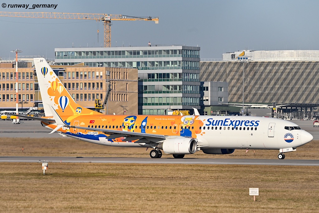 TC-SPF / SunExpress / Boeing 737-8K5