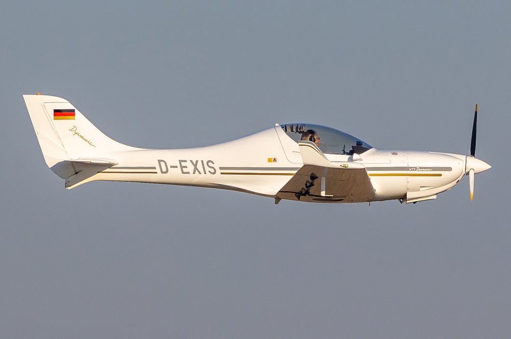 Private / D-EXIS / AeroSpool WT9 Dynamic