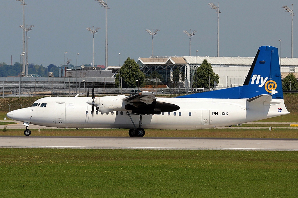 PH-JXK  Fokker 50  Denim Airways.JPG