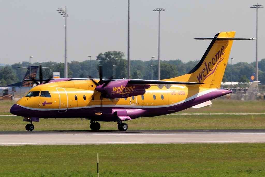 OE-GBB  Dornier Do-328-110  Welcome Air.JPG