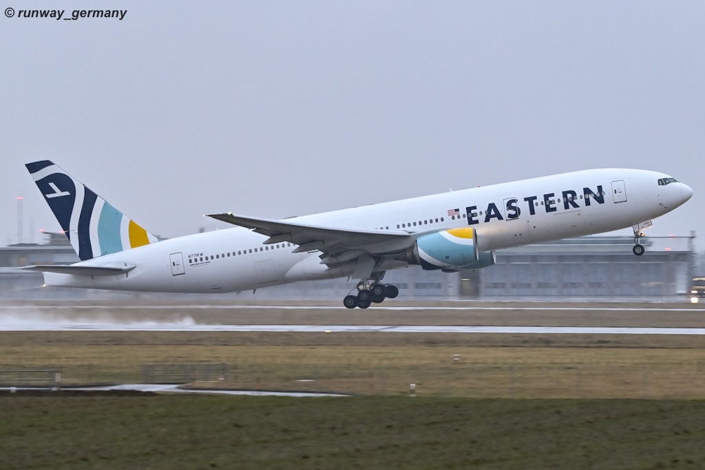 N771KW / 777-212ER / Eastern Airlines