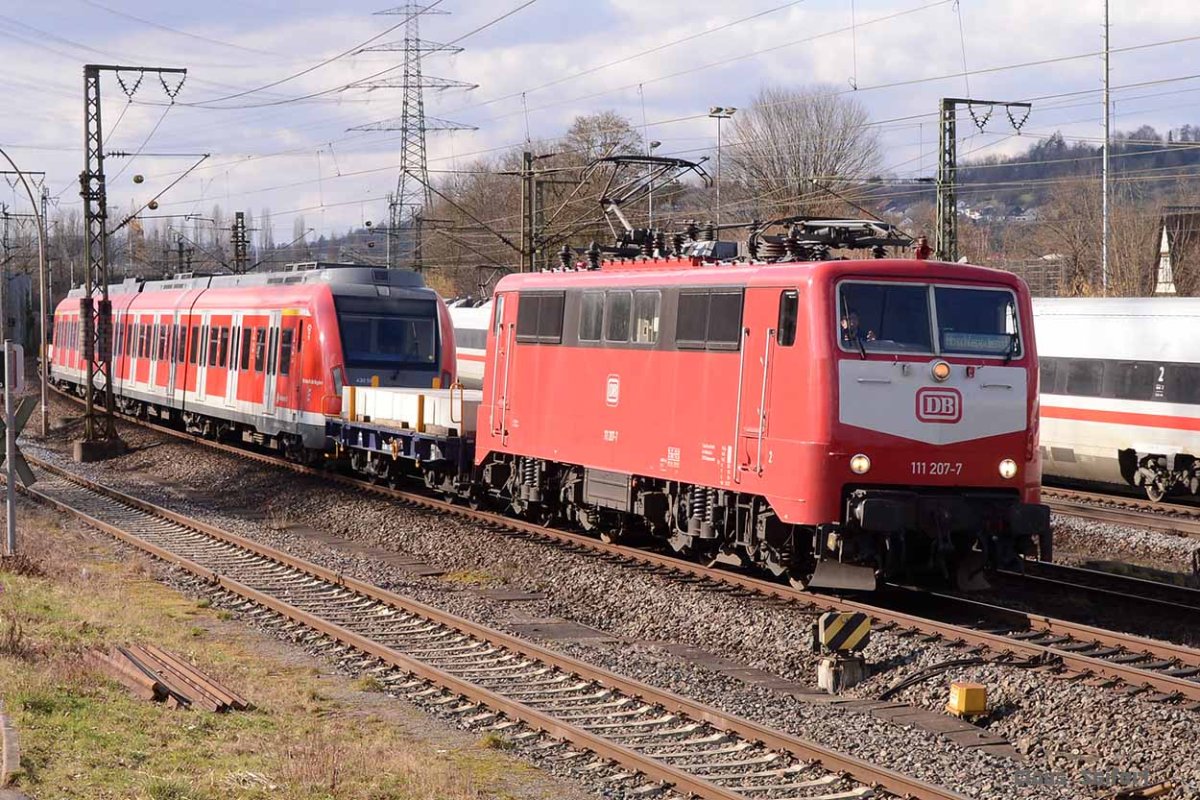 111 207-7 430 084.jpg