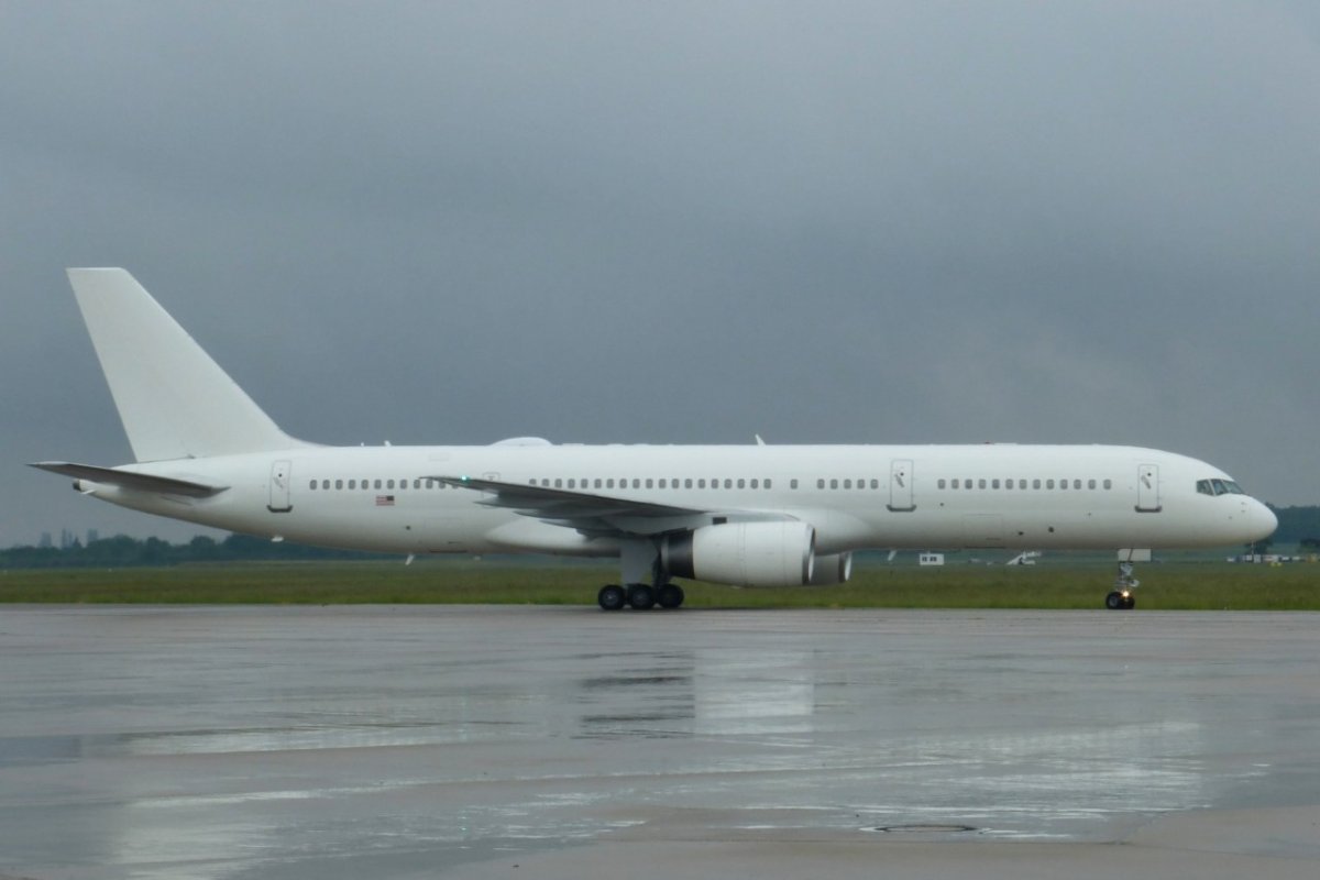 '00-9001'             C-32B              USAF/SOC