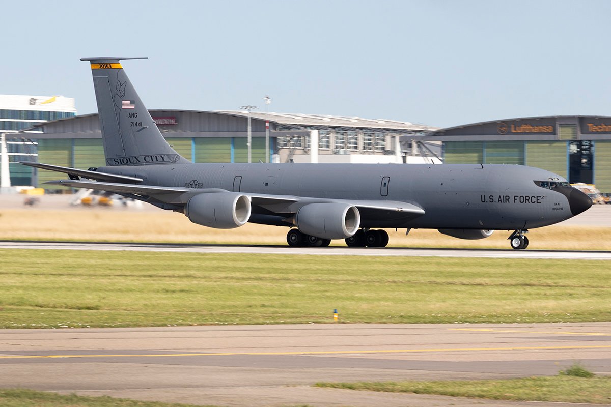 KC135 - Copy.jpg