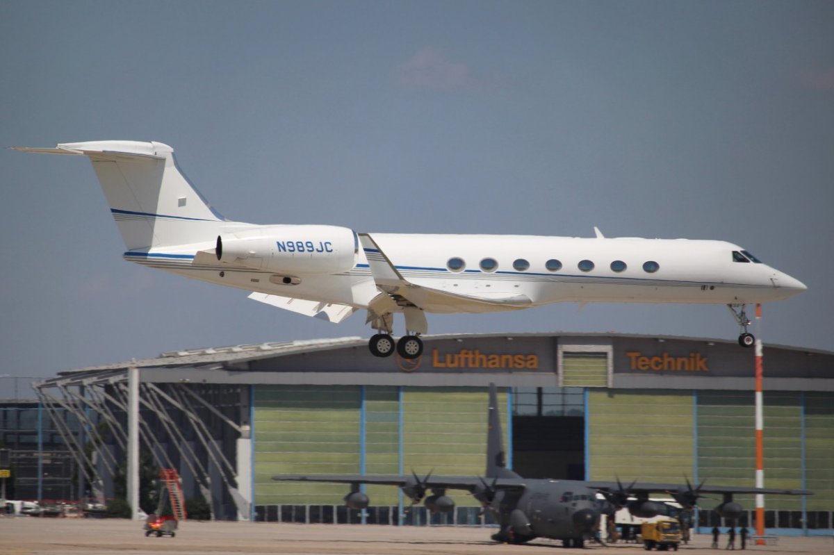 N989JC        Gulfstream G550