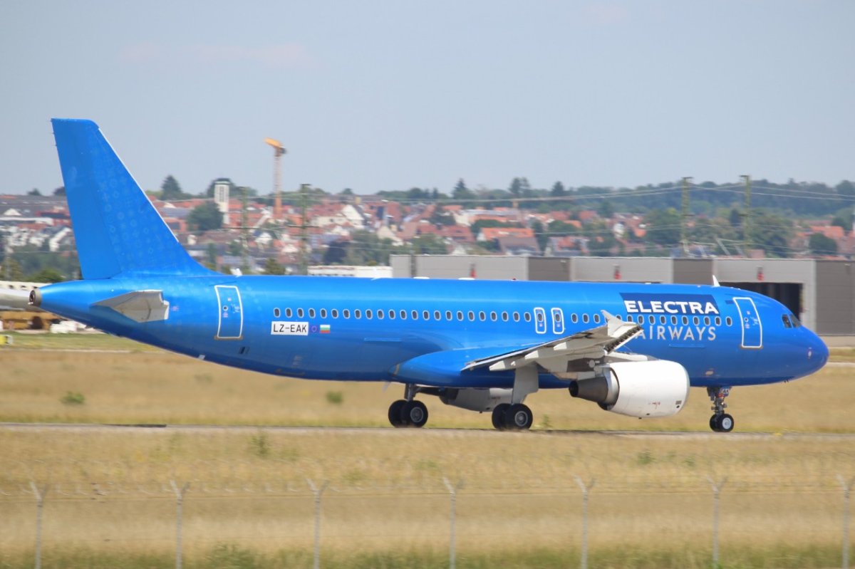 LZ-EAK        A320-214       Electra Airways