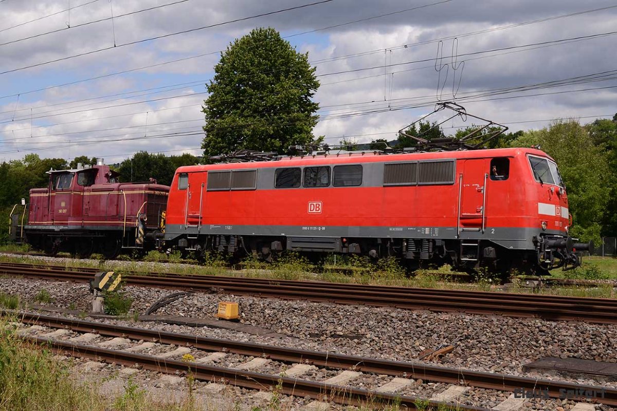 111 125-1  363 207-2.jpg