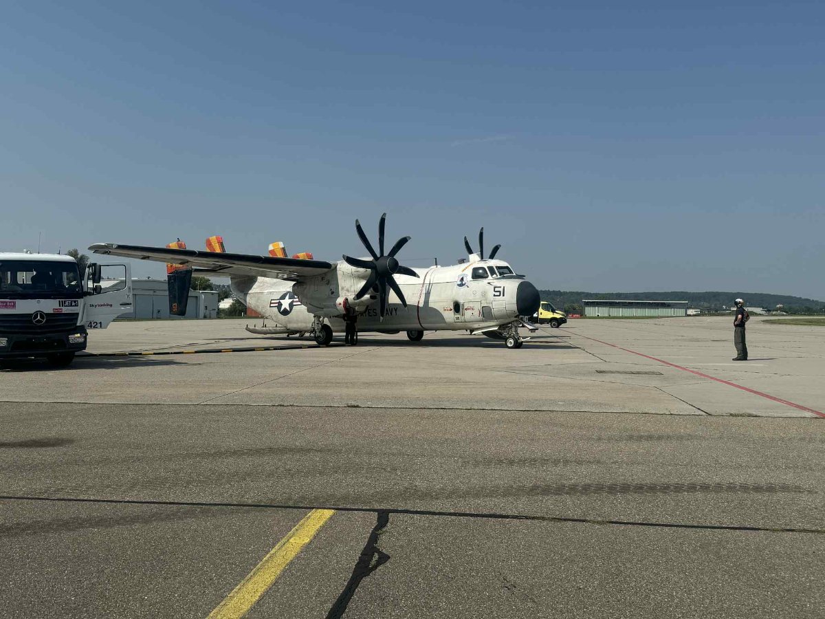 smooth fuel stop at Stuttgart Army Airfield