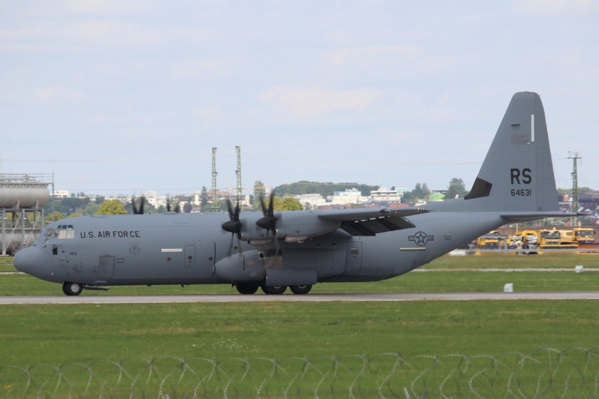 06-4631/RS     C-130J-30        USAFE