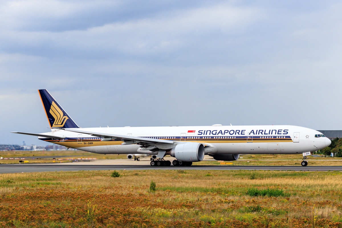 20250823-9V-SWR, B777, SIA.jpg