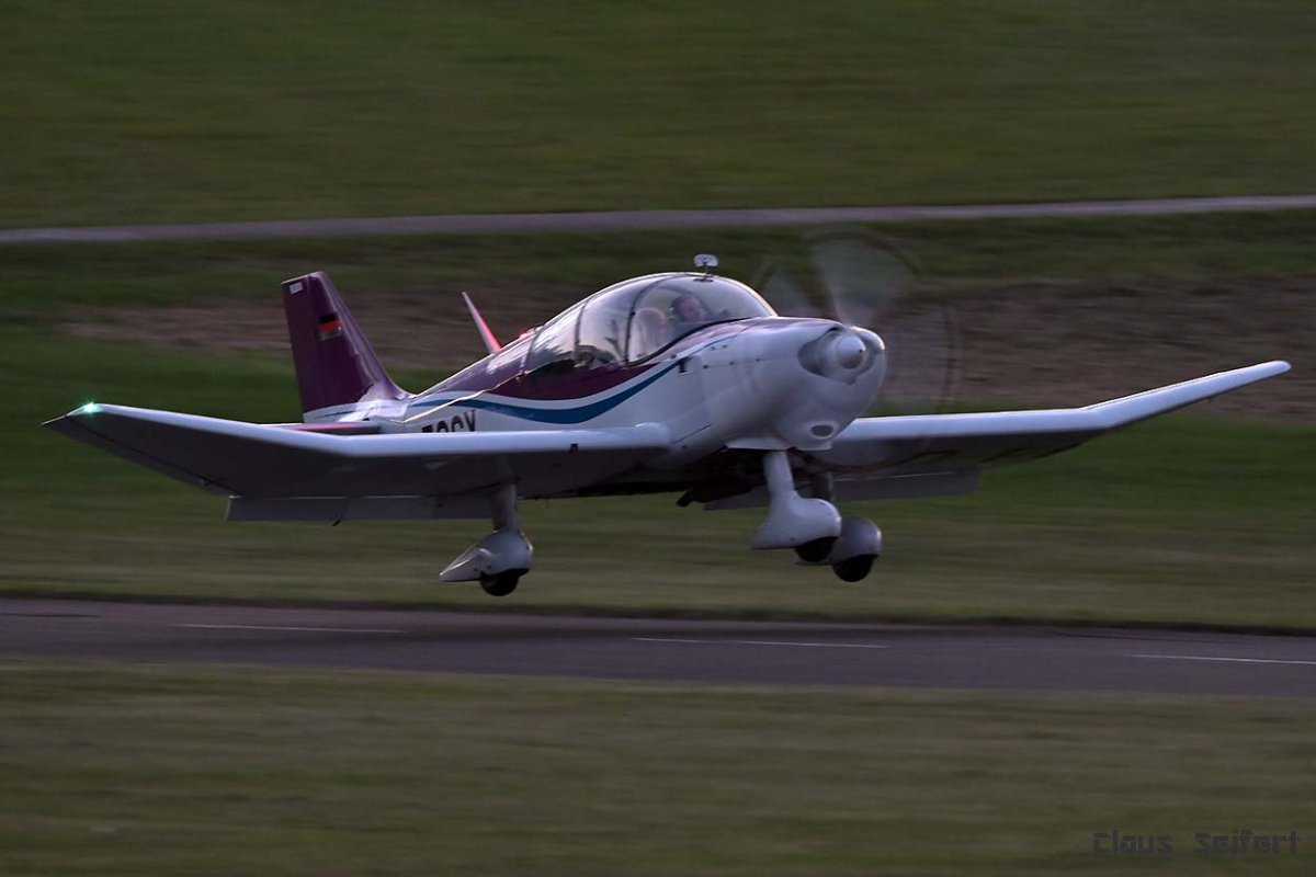 D-EOCX.jpg
