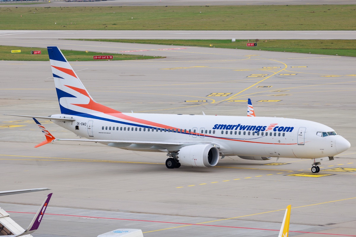 20251031-B737, OK-SWD, tvs.jpg