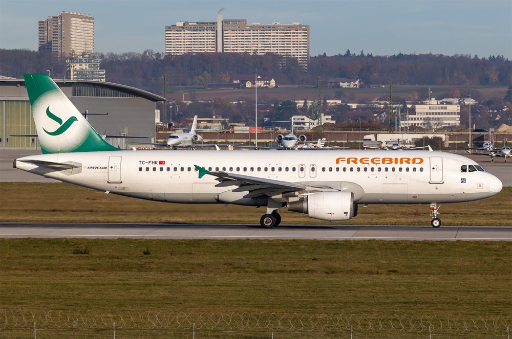 Freebird Airlines / TC-FHK / Airbus A320-214