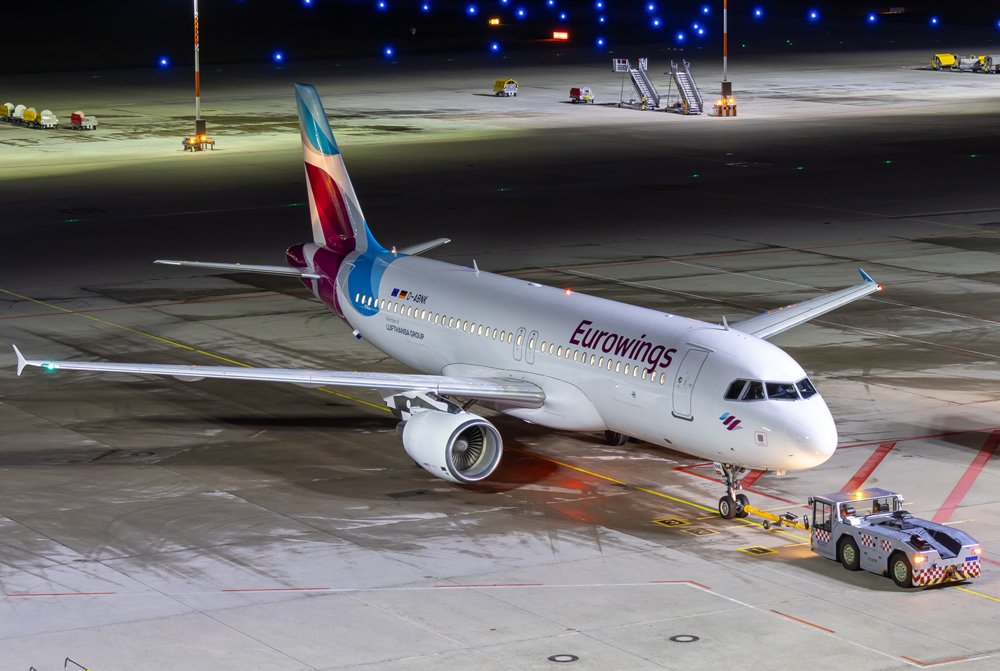 Eurowings / D-ABNK / Airbus A320-214