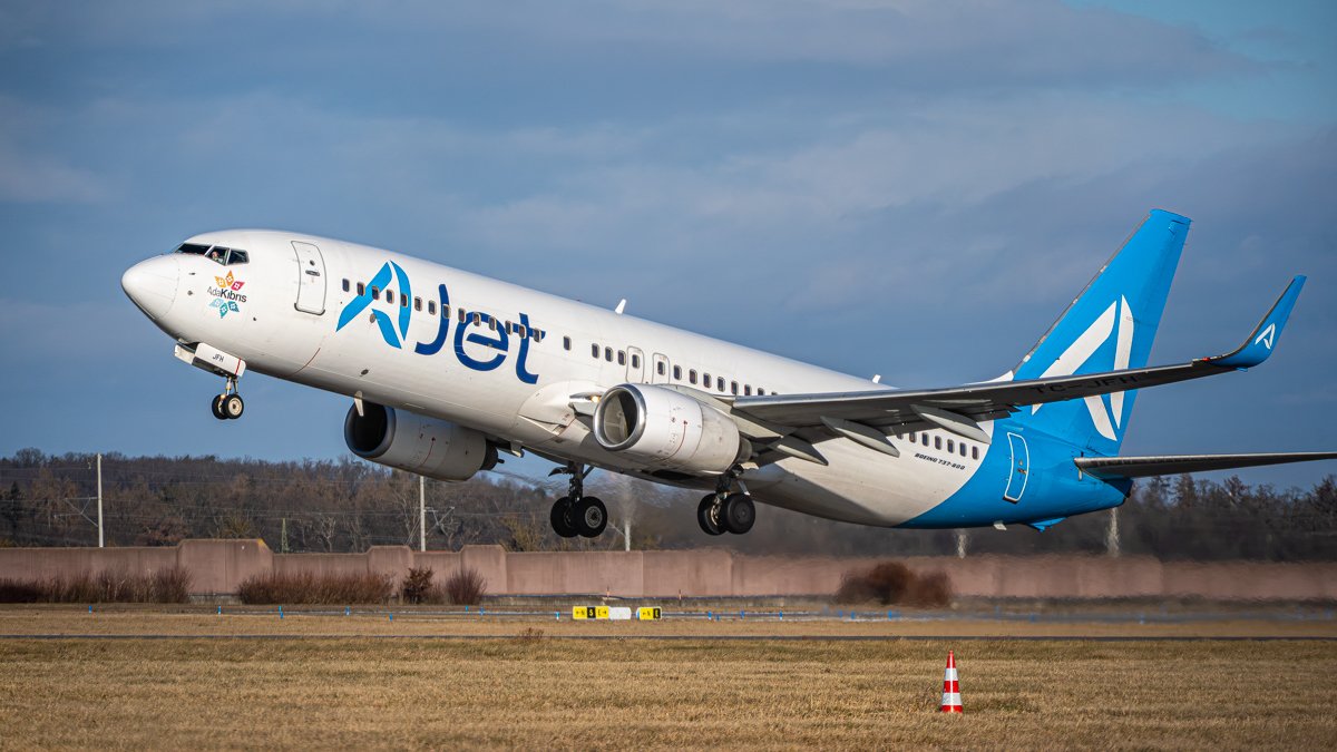B737-800, TC-JFH, AJet