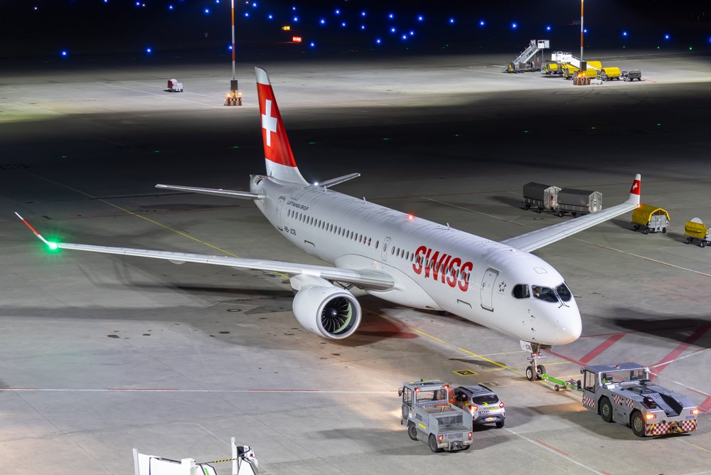 Swiss / HB-JCB / Bombardier CSeries CS300